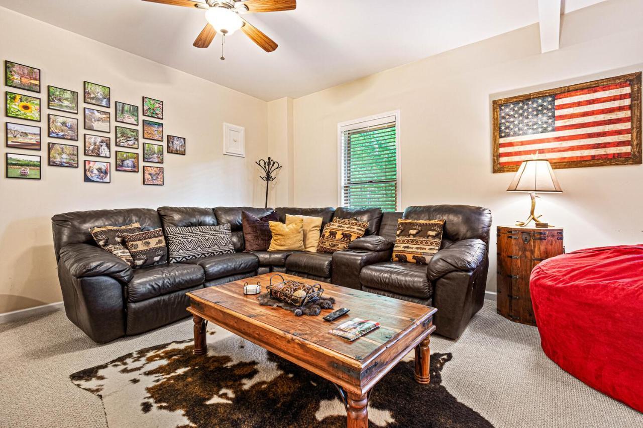 Incredible Views! - Pet Friendly - Aska Adventure Area - Bearfoot Bungalow Blue Ridge Exterior photo